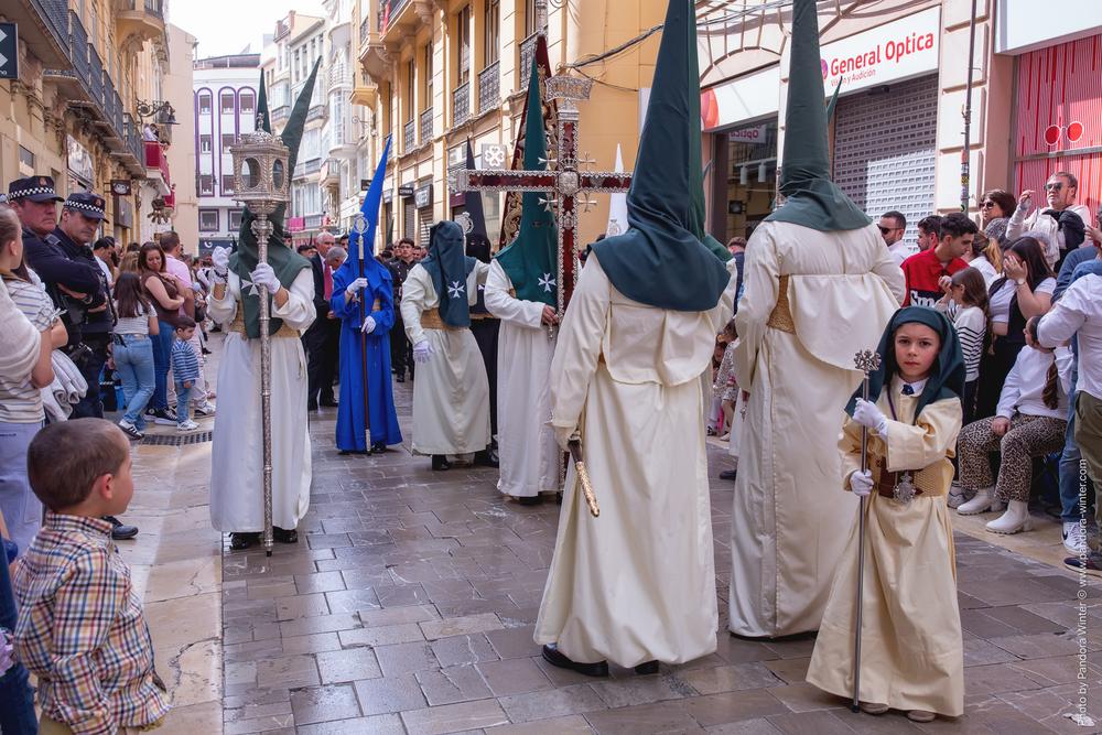 Semana Santa 2025, Domingo de Ramos, Lágrimas y Favores