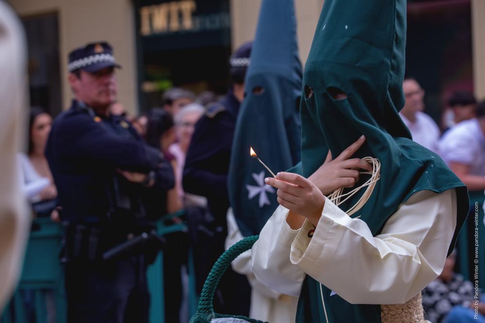 Semana Santa 2025, Domingo de Ramos, Lágrimas y Favores
