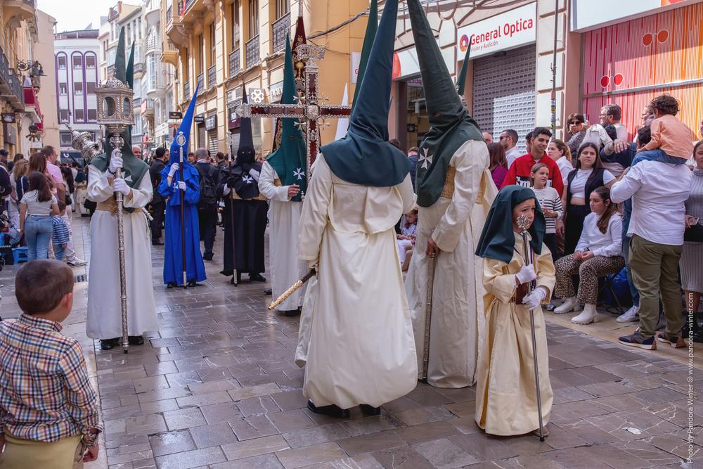 Semana Santa 2025, Domingo de Ramos, Lágrimas y Favores