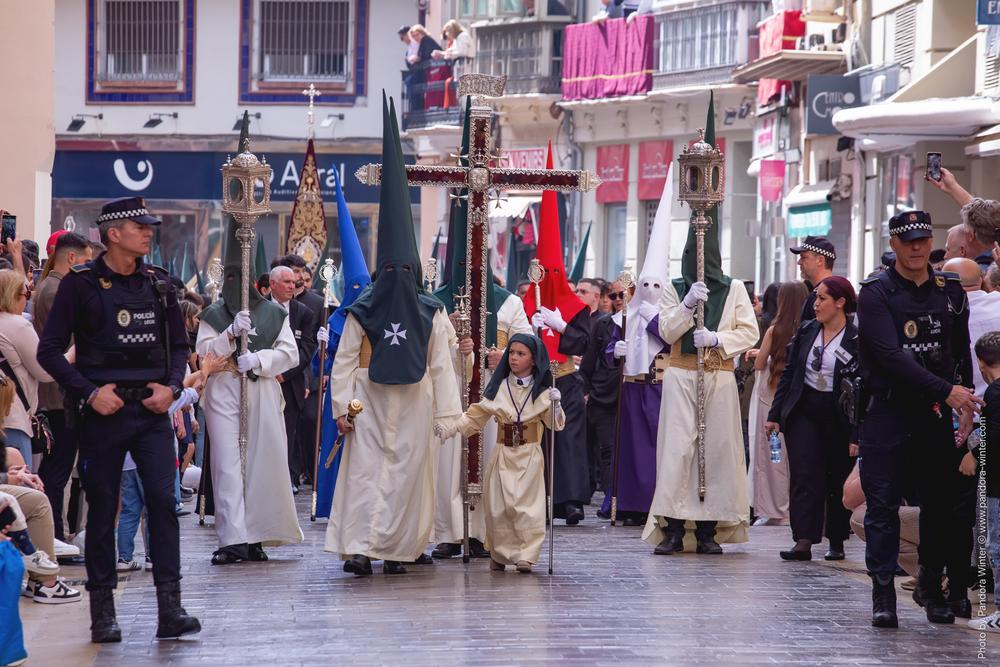 Semana Santa 2025, Domingo de Ramos, Lágrimas y Favores
