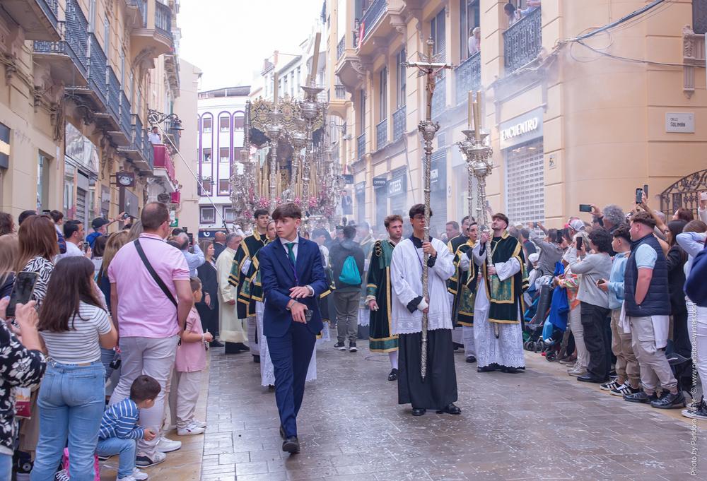 Semana Santa 2025, Domingo de Ramos, Lágrimas y Favores