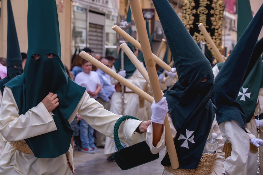 Semana Santa 2025, Domingo de Ramos, Lágrimas y Favores
