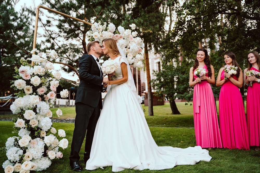 Свадебные серии - Руслан & Елена (Шале Березка) - регистрация в барвихе и банкет в шале березка