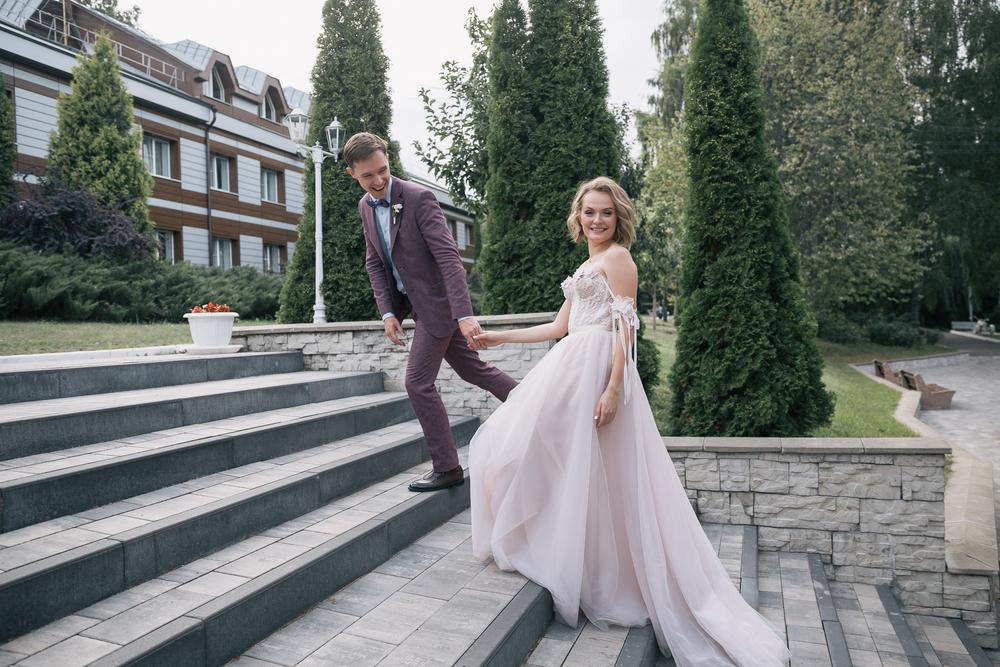 Polina & Maxim in Russia