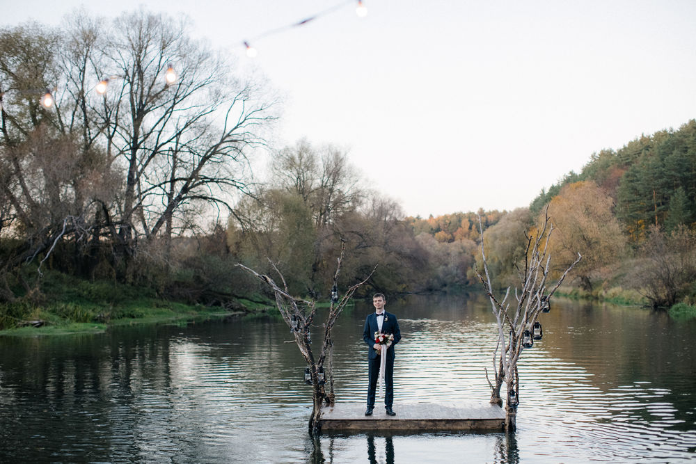 Катя и Андрей | Свадебная церемония на реке