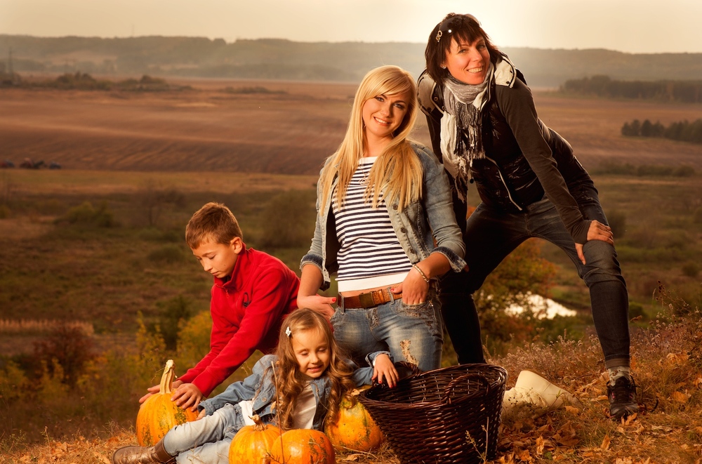 Familienfotos in Österreich. Fotografin Nataliia Karmazina