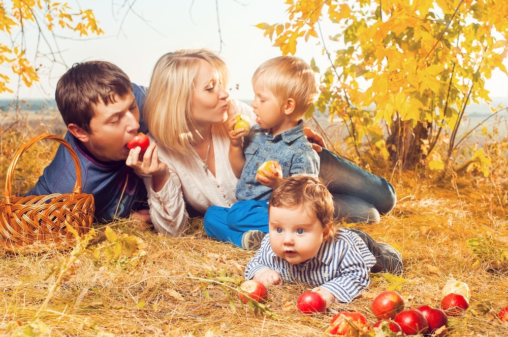 Familienfotos in Österreich. Fotografin Nataliia Karmazina