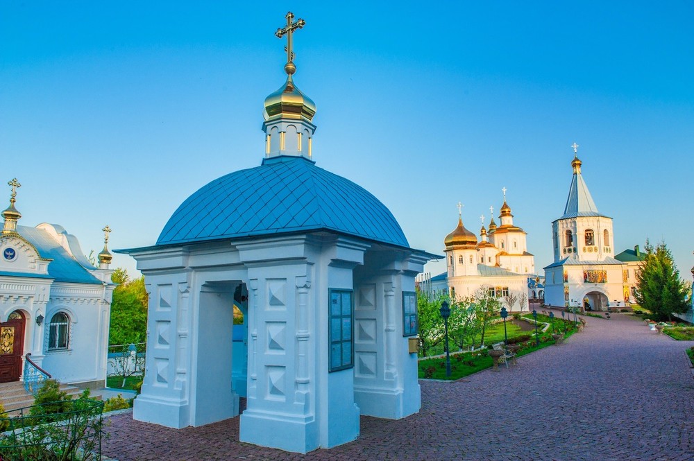 PUTIVL Molchanskiy Monastery