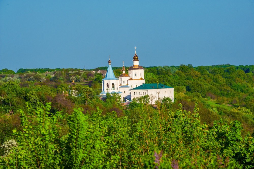 PUTIVL Molchanskiy Monastery