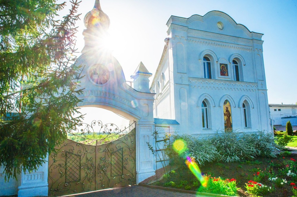 PUTIVL Molchanskiy Monastery