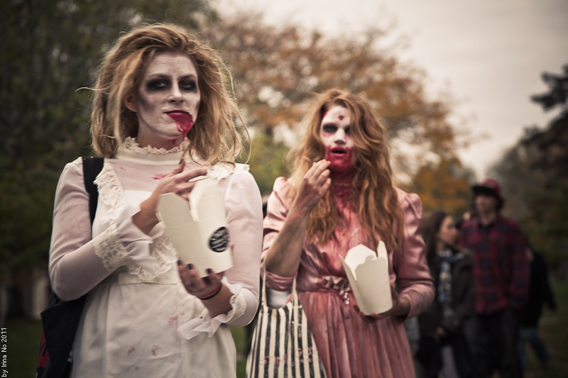 Reportage - Toronto Zombie Walk 2011