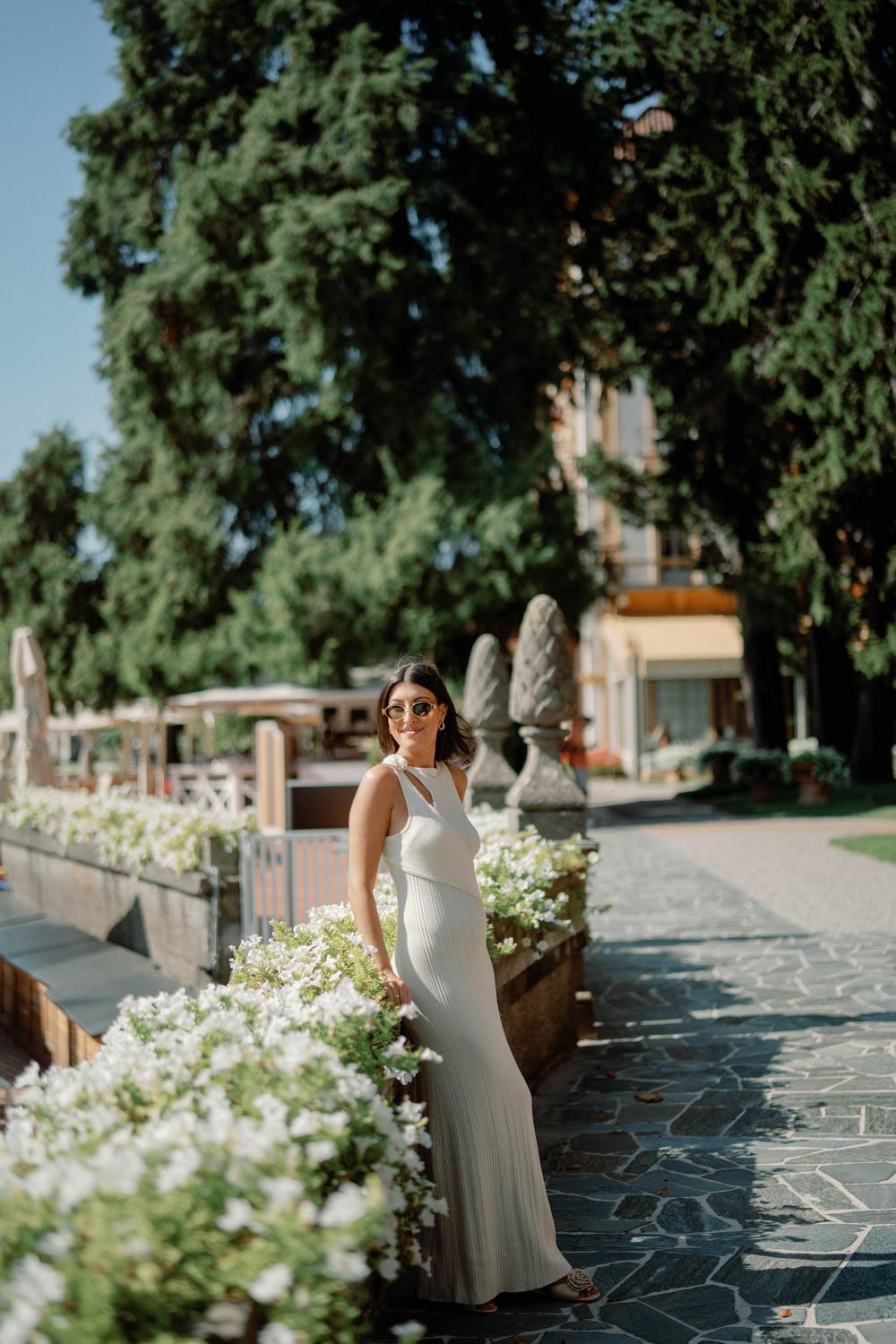 Pregnancy announcement. Villa D'Este. Lake Como