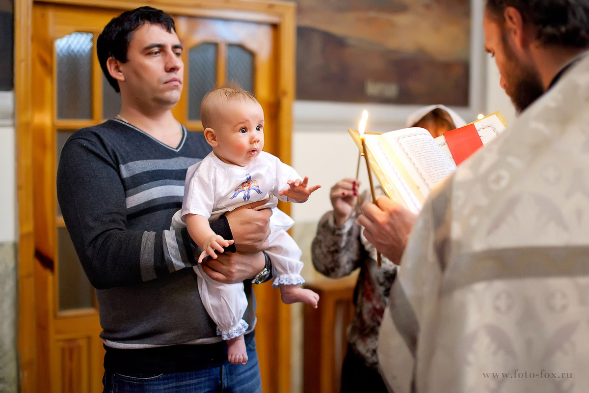 крещение ребенка +в церкви