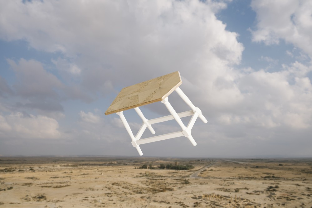 Flying furniture 