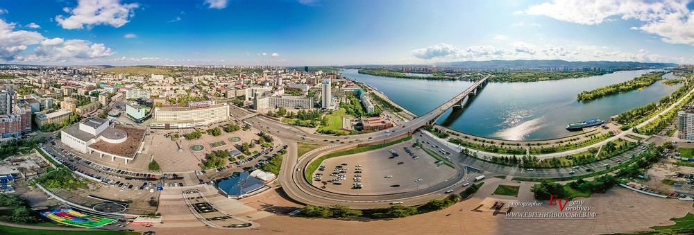 фото с квадрокоптера Красноярск с высоты Енисей  мост набережная театральная площадь 