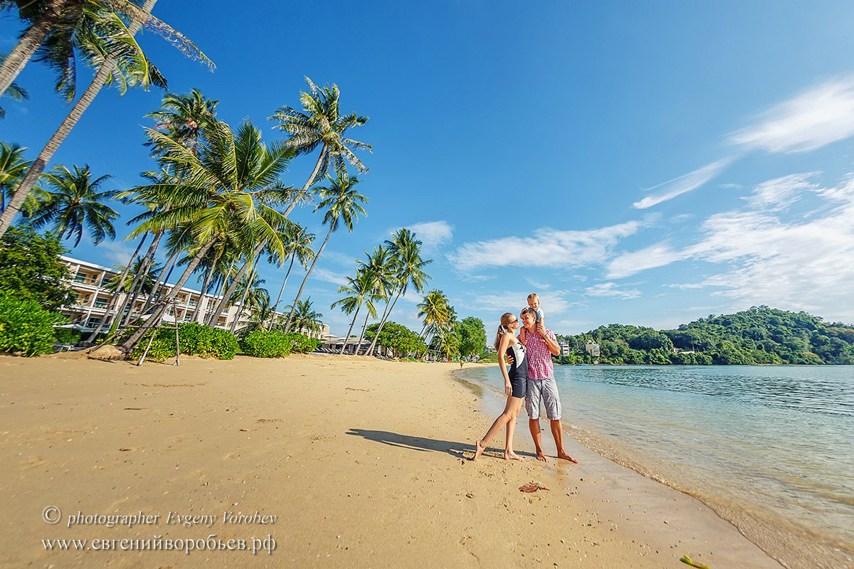 семейная детская фотосессия фотограф Пхукет phuket пляж море песок пальмы Таиланд