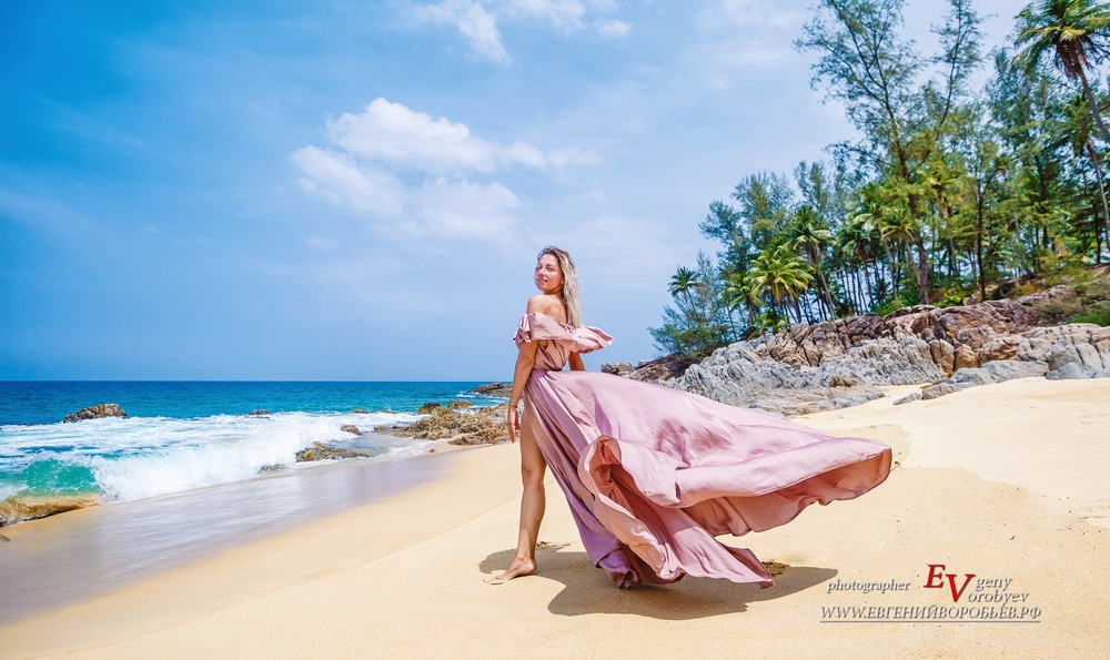 фотограф фотосессия на Пхукете красивая девушка пляж аренда платьев Phuket Thailand