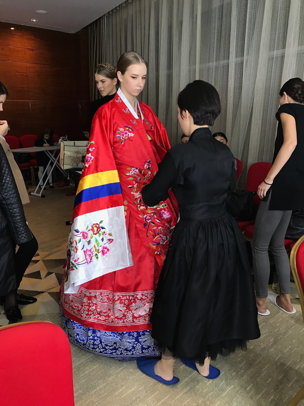 HANBOK FASHION SHOW. GAZPROMBANK WITH COMPANY DAELIM.