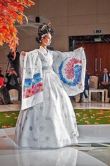 HANBOK FASHION SHOW. GAZPROMBANK WITH COMPANY DAELIM.