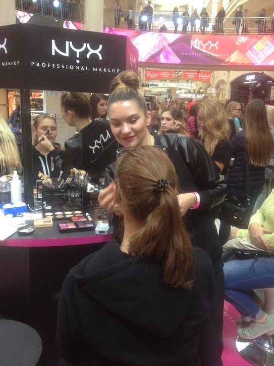 OPENING OF FLAGMAN SHOP NYX PROFESSIONAL MAKEUP IN BROADCASTING COMPANY 