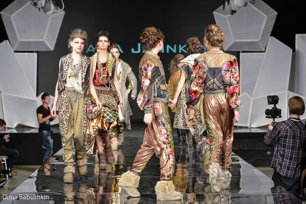 MOSCOW COMPETITION OF YOUNG FASHION DESIGNERS. MARIA JAHNKOY