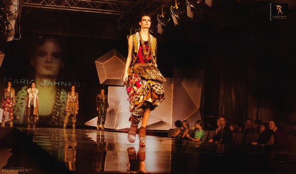 MOSCOW COMPETITION OF YOUNG FASHION DESIGNERS. MARIA JAHNKOY