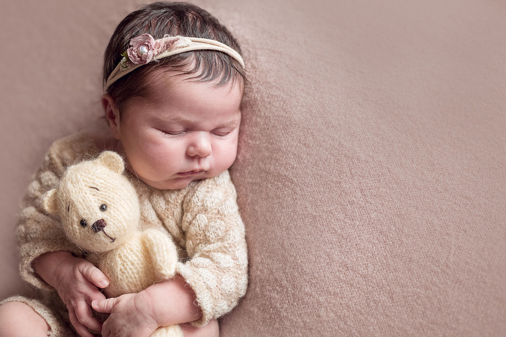 новорожденная девочка, фотограф воронеж, подарок на выписку, фотосессии новорожденных, фотосессия с 