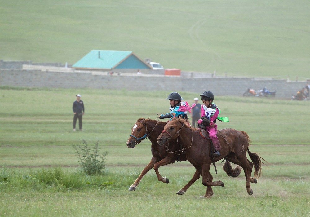 Mongolia: People