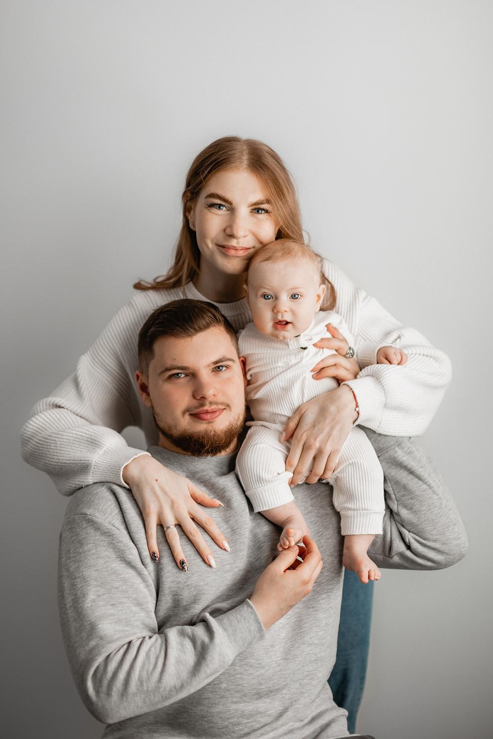 Аня,Сергей,Мирон