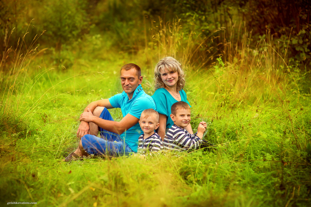 Семейные фотосессии - Дима и Женя с мамой и папой,сентябрь 2014