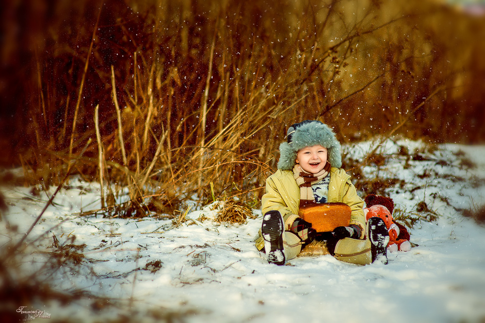 Детская фотосессия - Зимняя прогулка Ромки