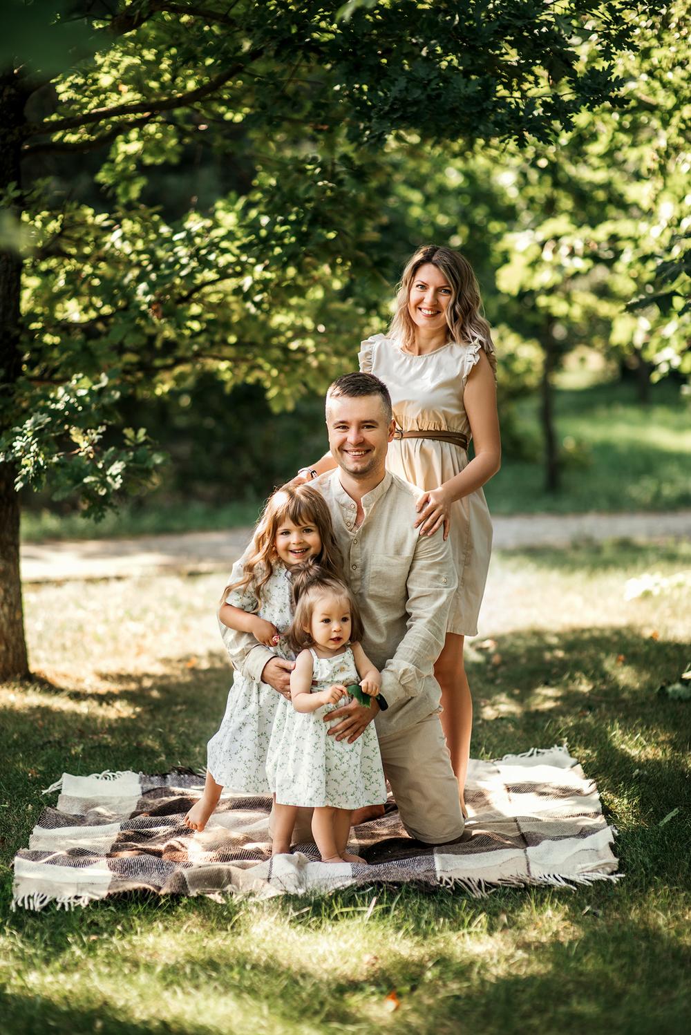 Семейные фотосессии - Юля и семья,август 2022