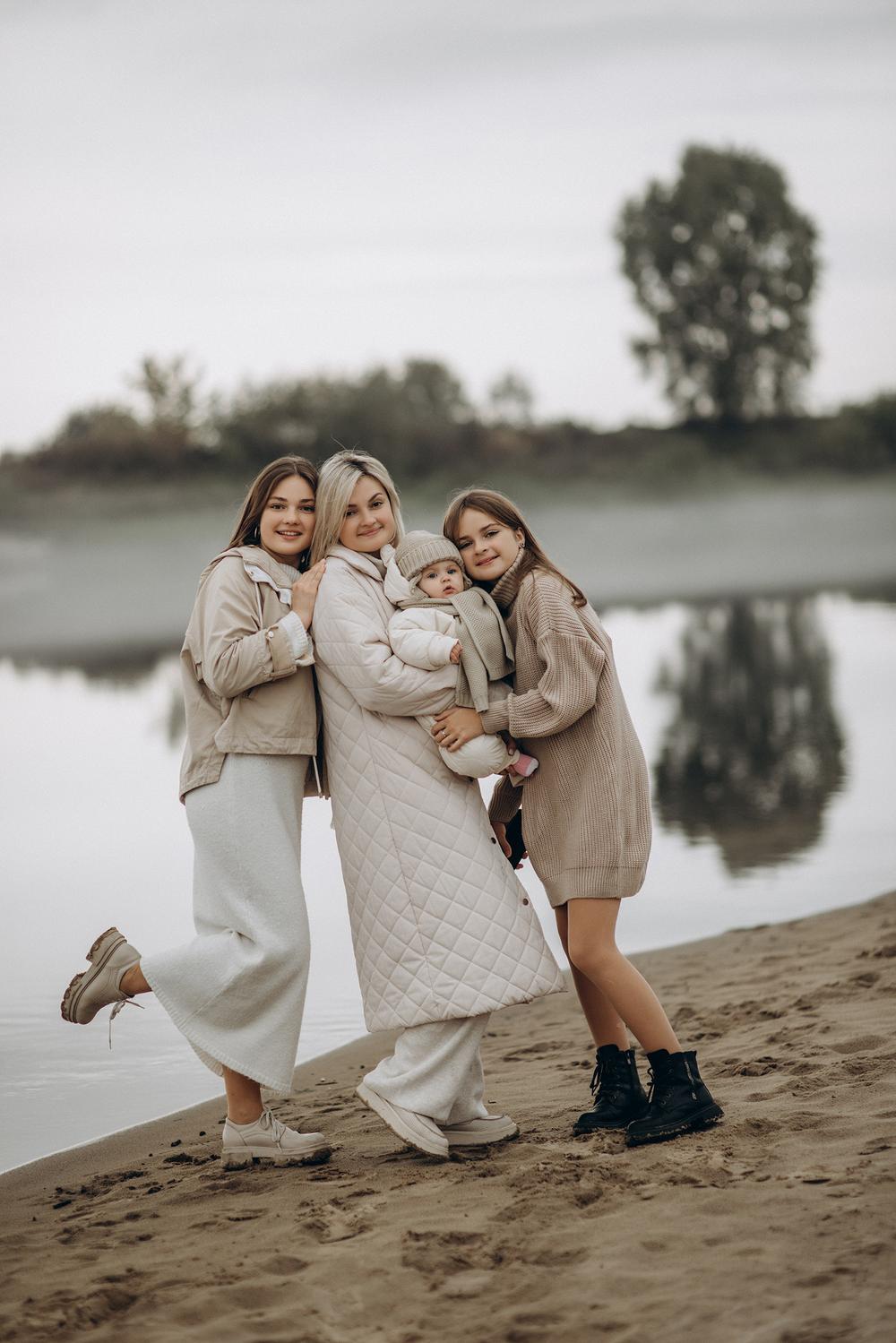 Семейные фотосессии - Татьяна и дочки