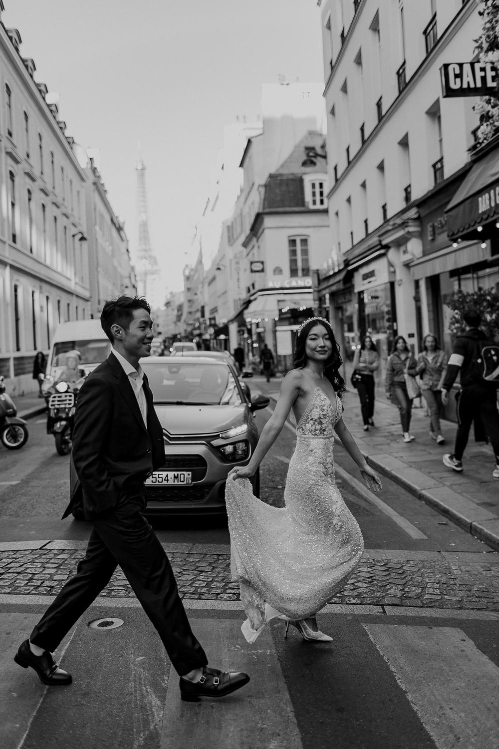 Engagement in Paris 