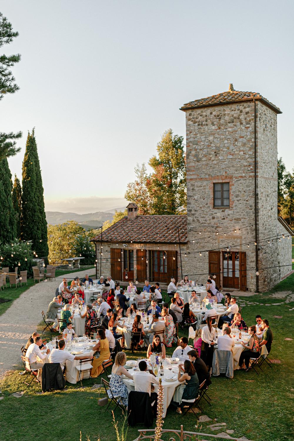 MAX & MONICA, TUSCANY