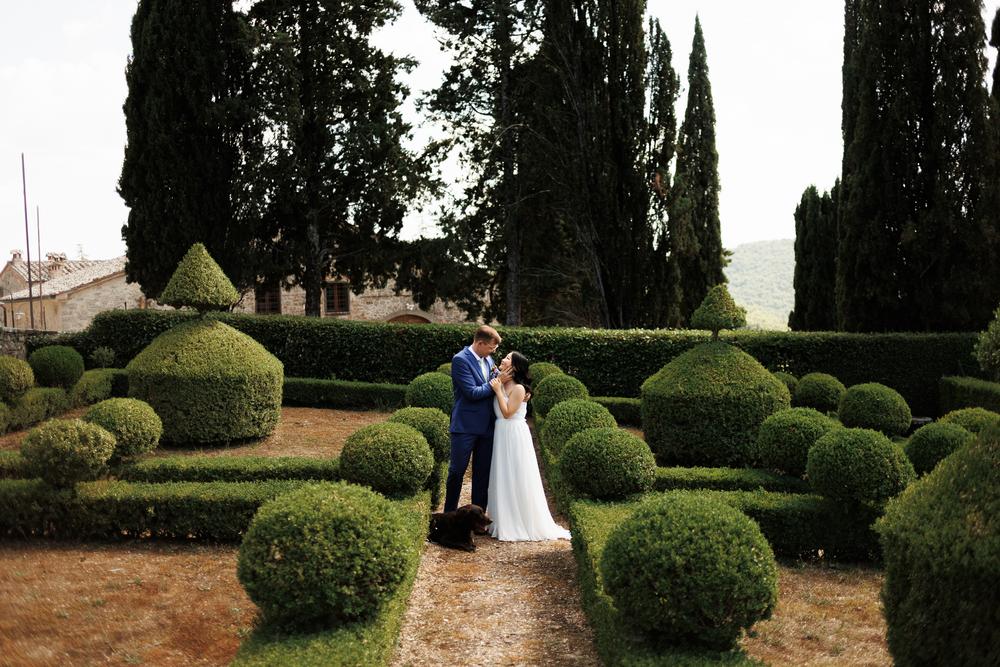 MAX & MONICA, TUSCANY