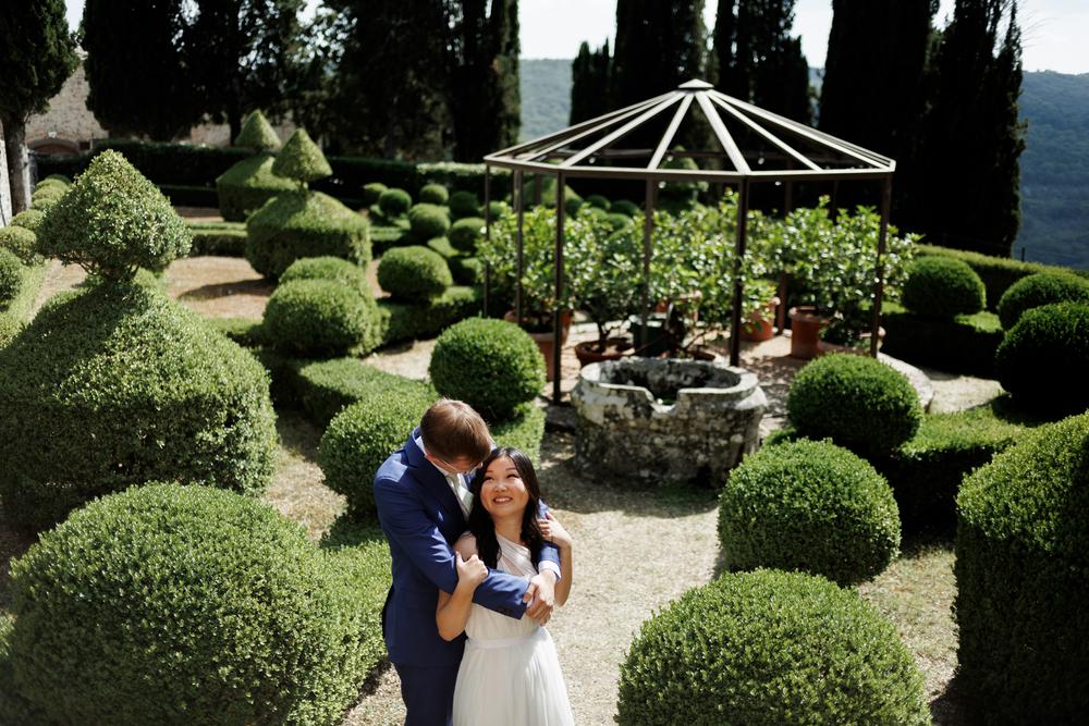 MAX & MONICA, TUSCANY