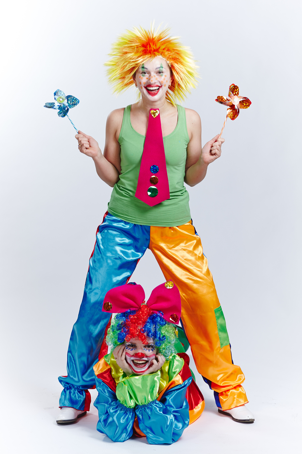 Реклама клоун. Клоун на детском празднике. Аниматор клоун. Аниматоры на детский праздник. Праздник клоунов.