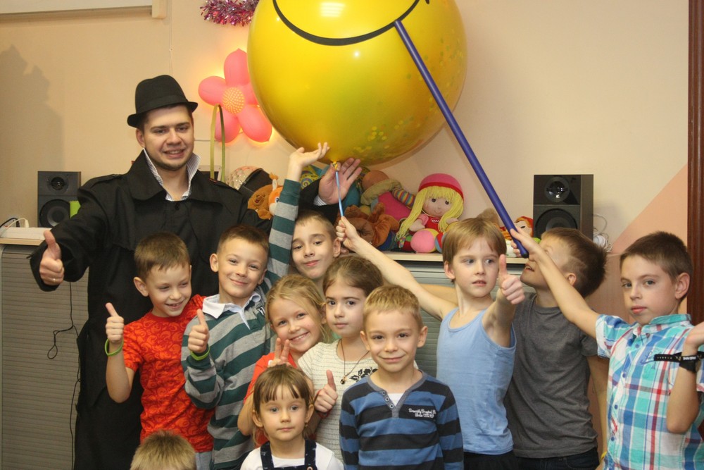 Шпионы