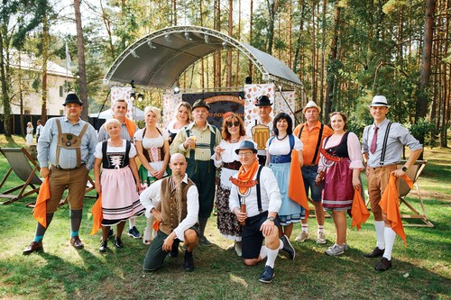 Пивной фестиваль в баварской деревне 