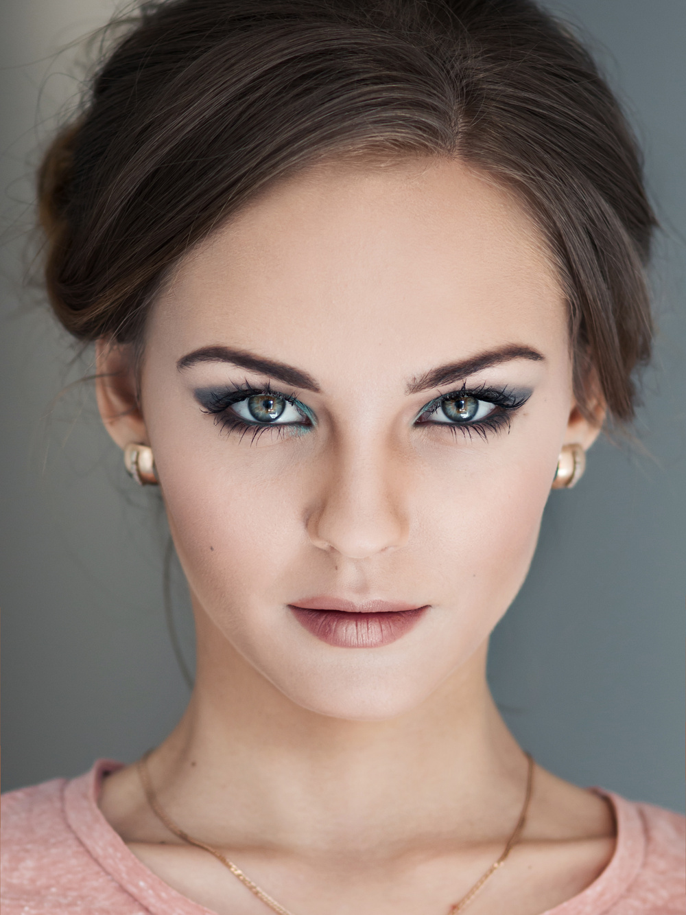 RU.MODEL make-up studio for Luxury events 