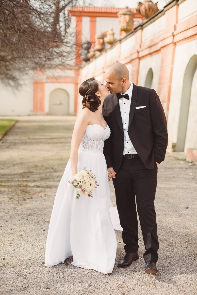 Evgenia & Beri. Troya castle(Prague)